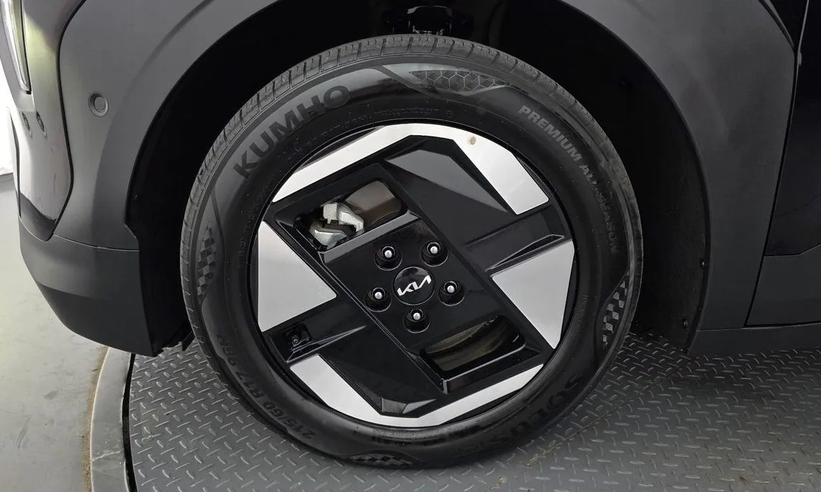 Kia EV3 — фото 4