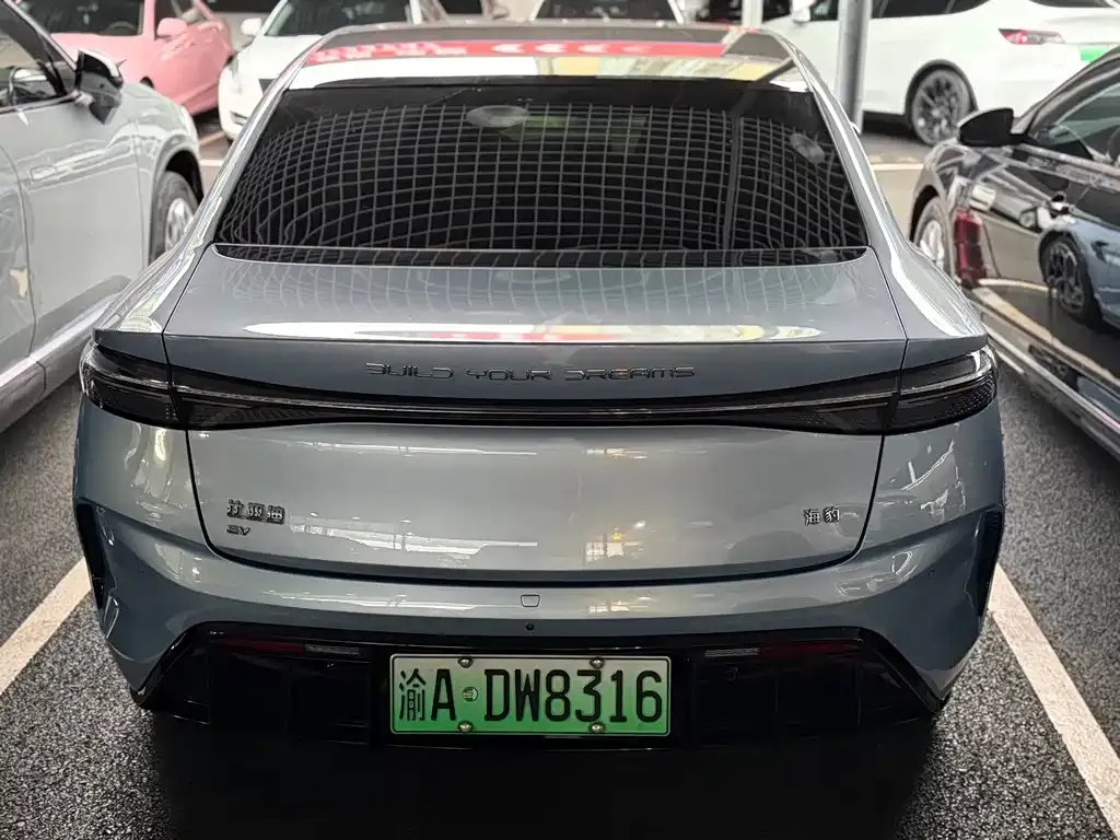 BYD Seal — фото 8