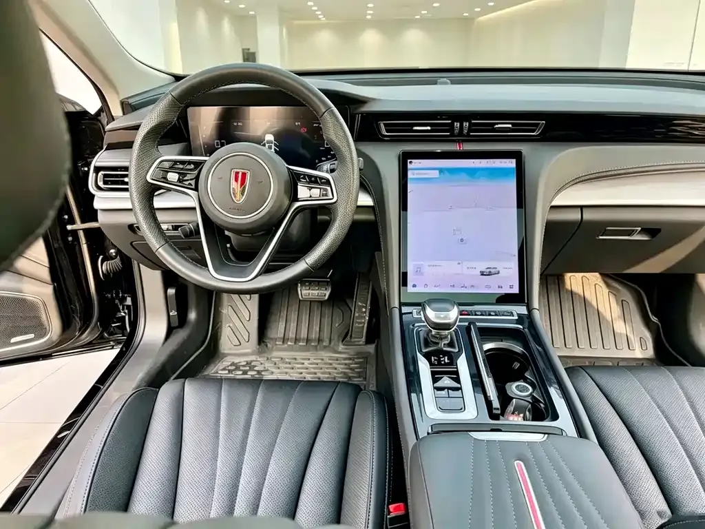 Hongqi H5 — фото 3