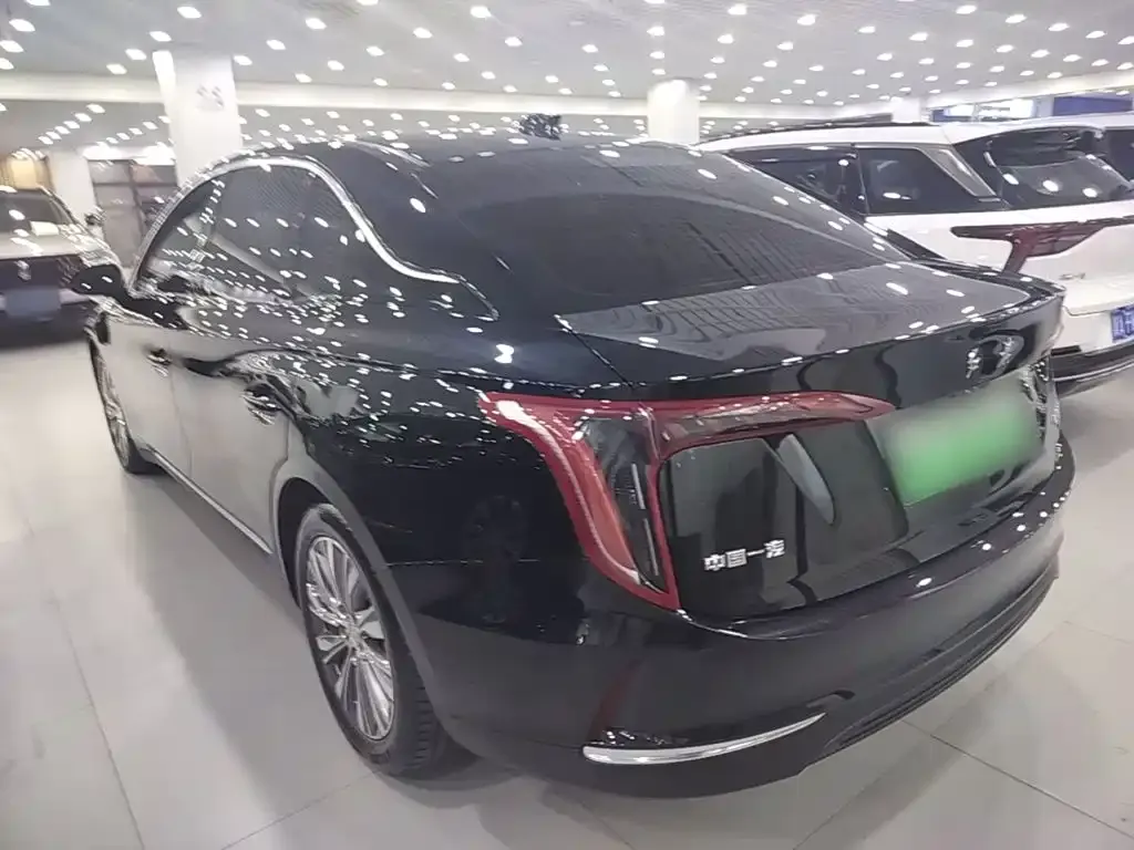 Hongqi E-QM5 — фото 4