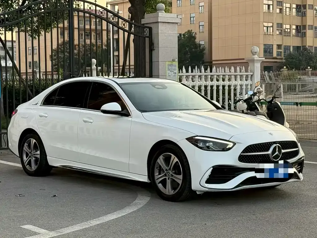 Mercedes-Benz C-Class — фото 3