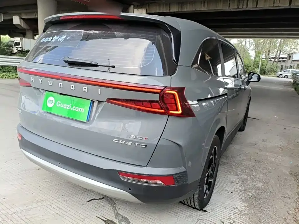 Hyundai Custo — фото 2