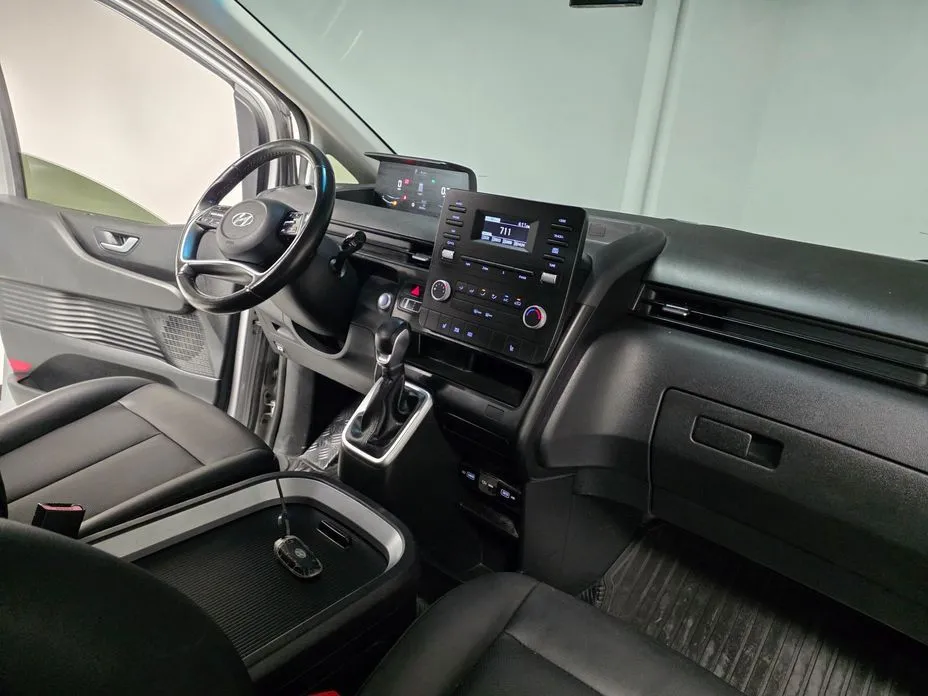 Hyundai Staria — фото 2