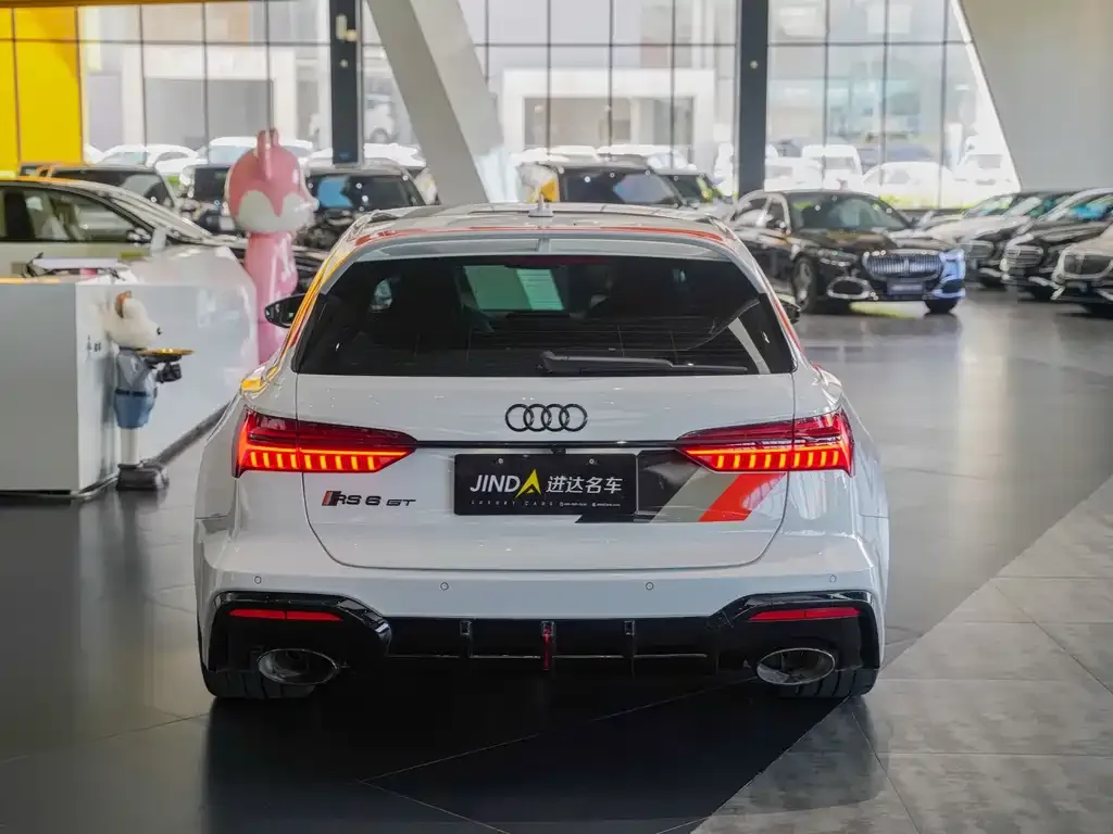 Audi RS 6 — фото 9