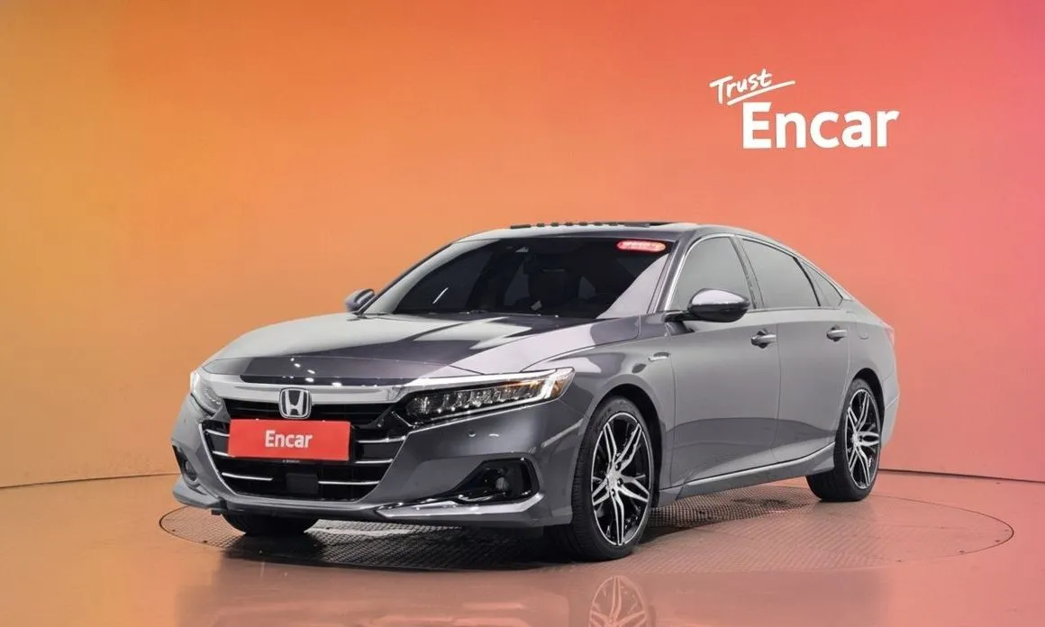 Honda Accord — фото 1