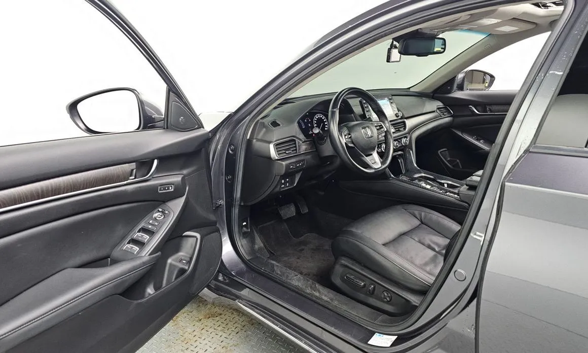 Honda Accord — фото 5