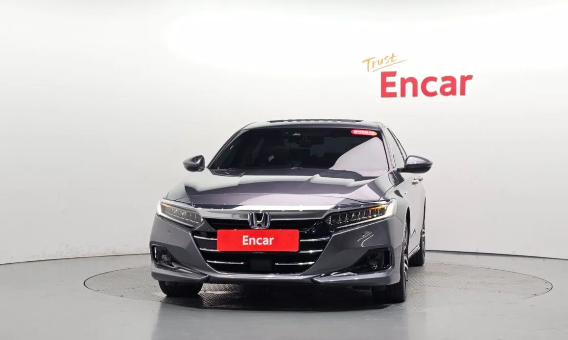 Honda Accord — фото 10