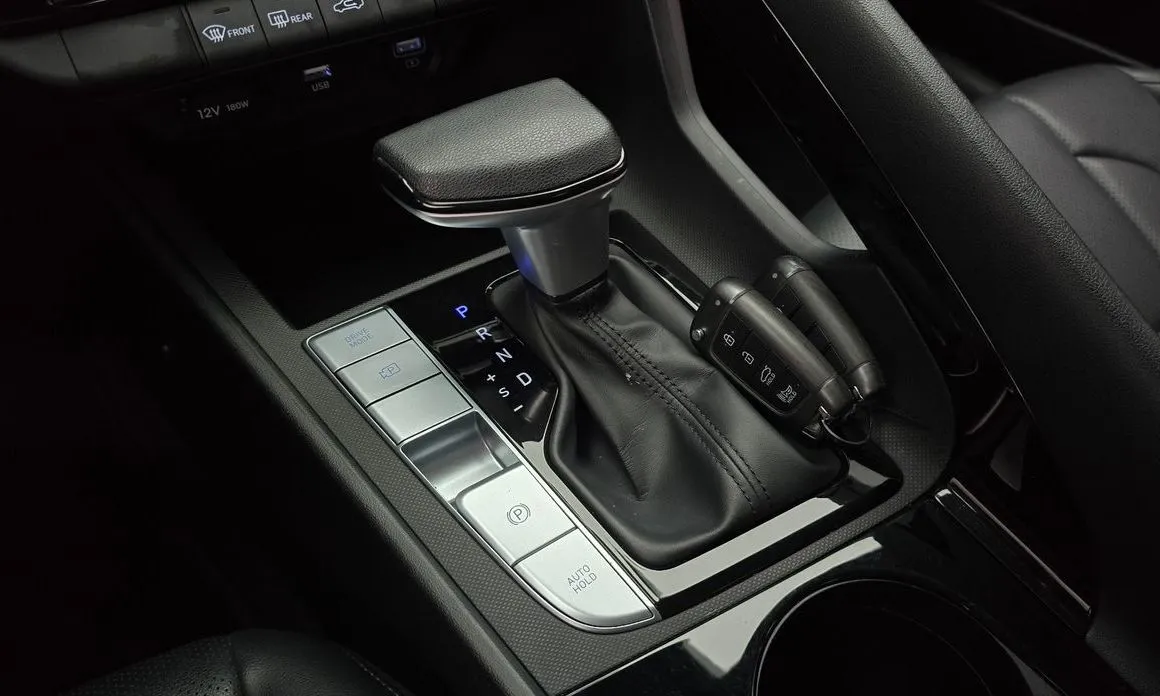 Hyundai AVANTE — фото 4