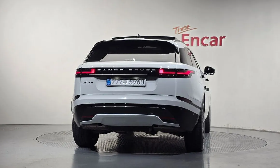 Land Rover Range Rover Velar — фото 3