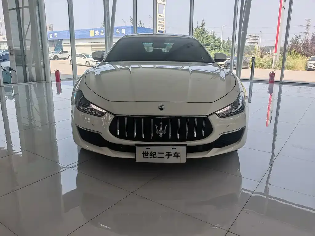 Maserati Ghibli — фото 8