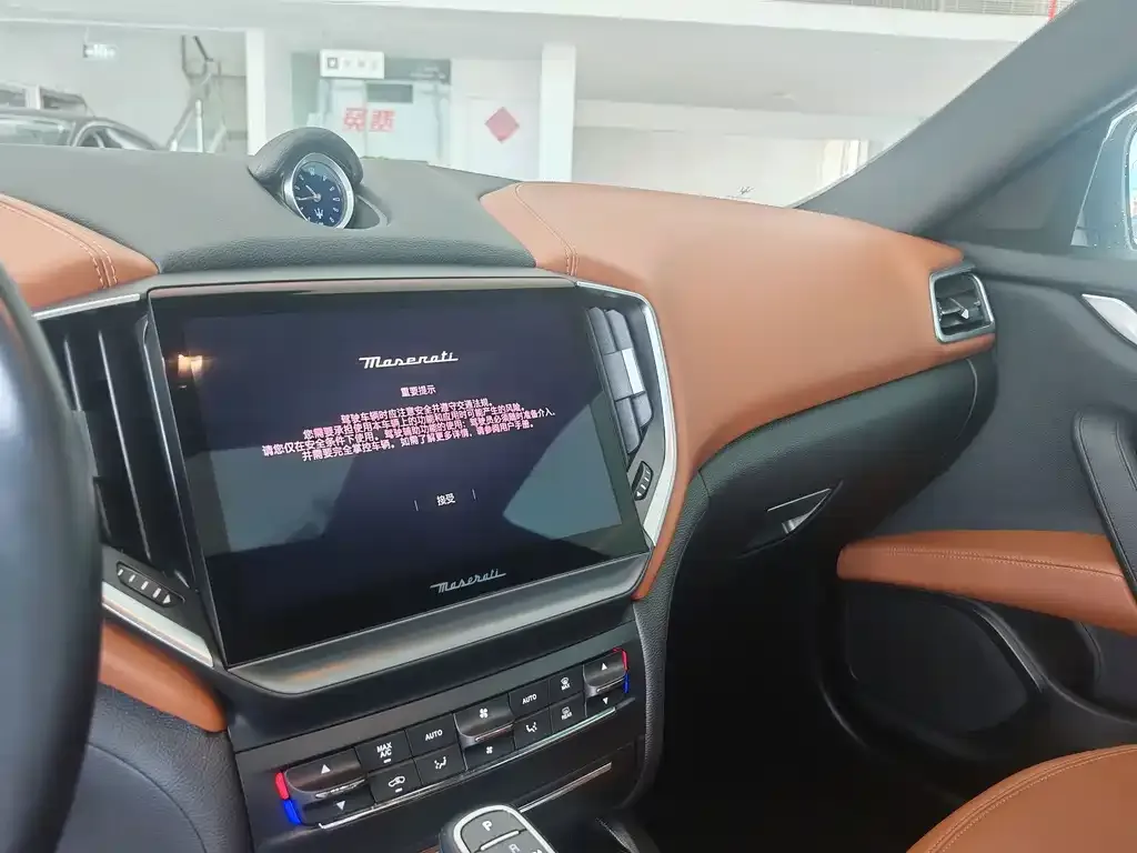 Maserati Ghibli — фото 3