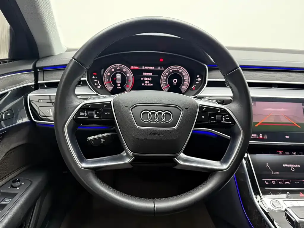Audi A8 — фото 8