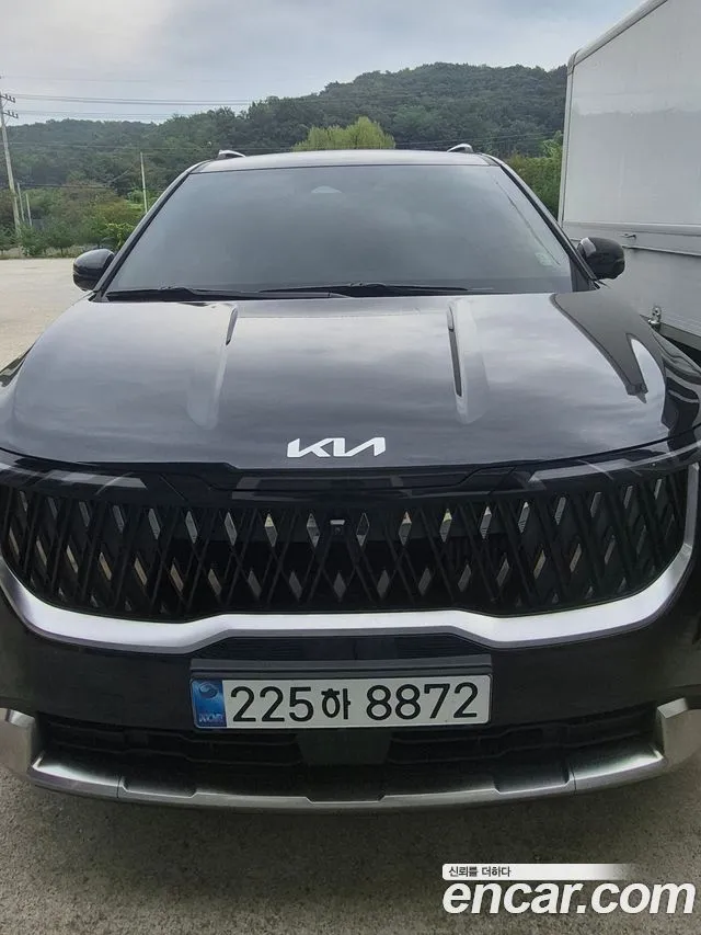 Kia Carnival — фото 1