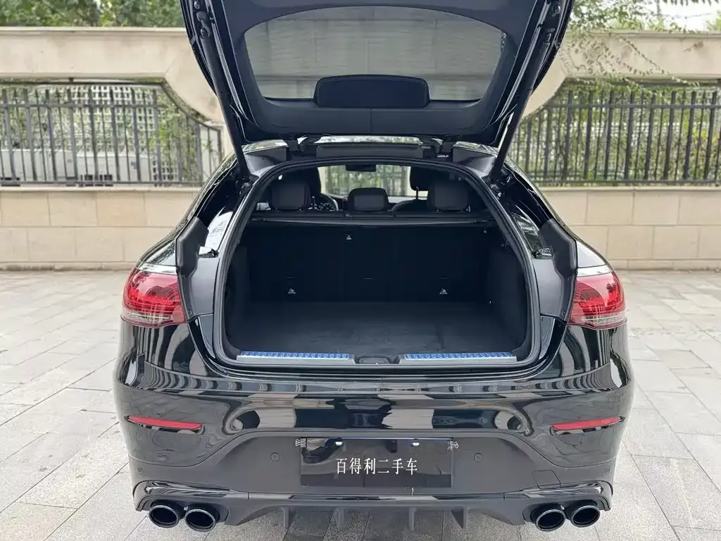 Mercedes-Benz GLC Coupe AMG — фото 7