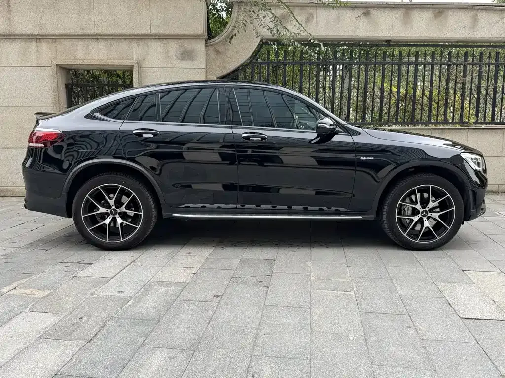 Mercedes-Benz GLC Coupe AMG — фото 9