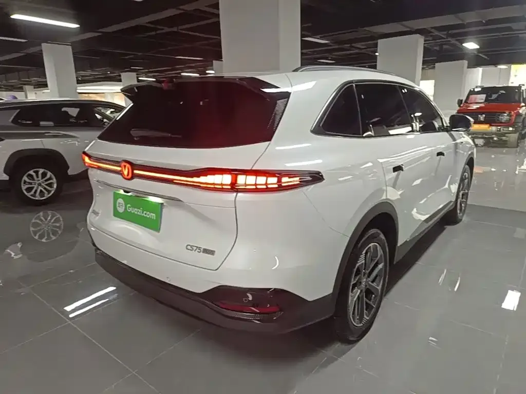 Changan CS75 PLUS — фото 9