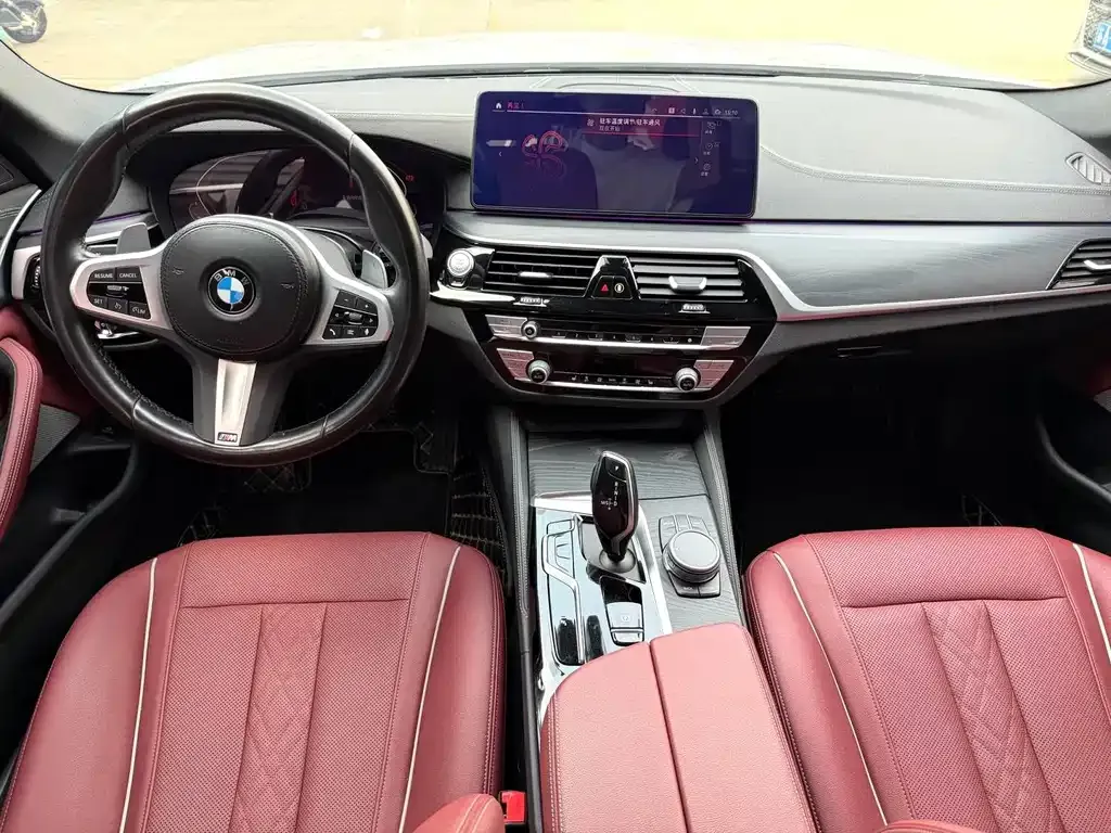 BMW 5 Series — фото 4