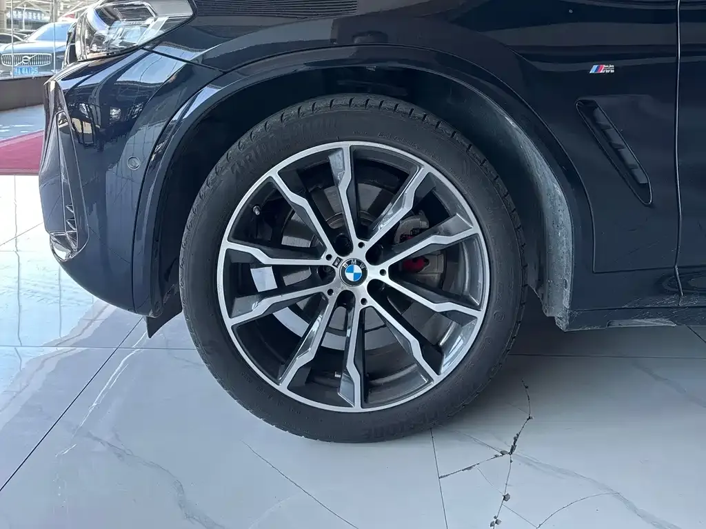 BMW X3 — фото 9