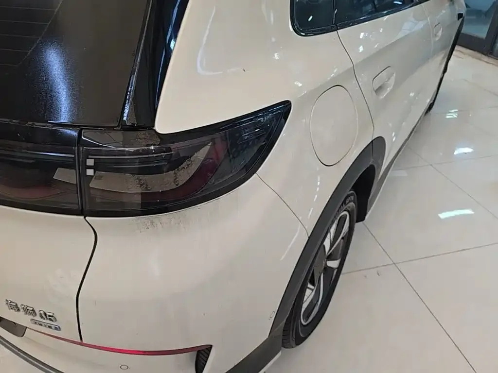 BYD Sealion 05 EV — фото 2