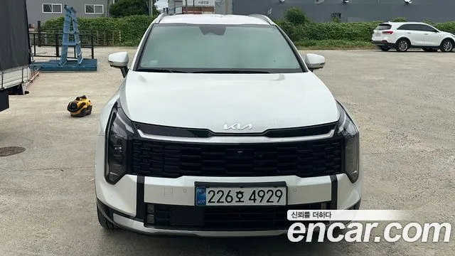 Kia Sportage — фото 1
