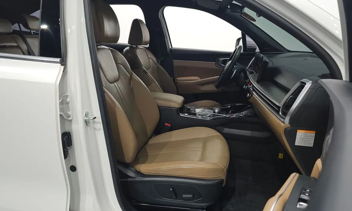 Kia Sorento — фото 6