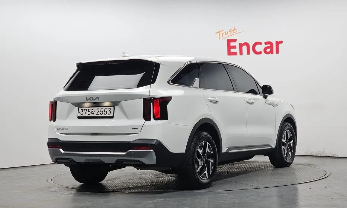 Kia Sorento — фото 3