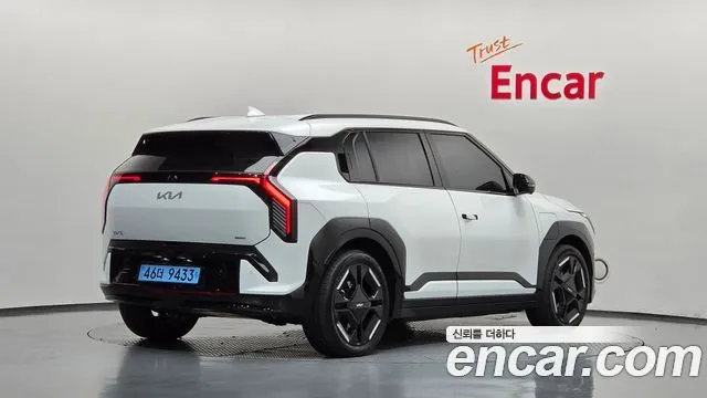 Kia EV3 — фото 4