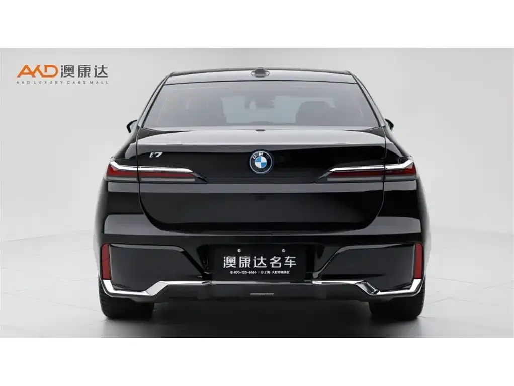 BMW i7 — фото 3