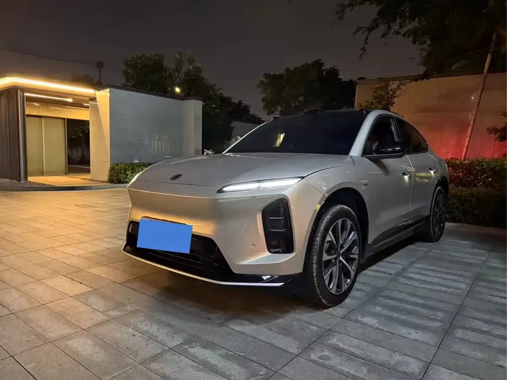 NIO EC6 — фото 5