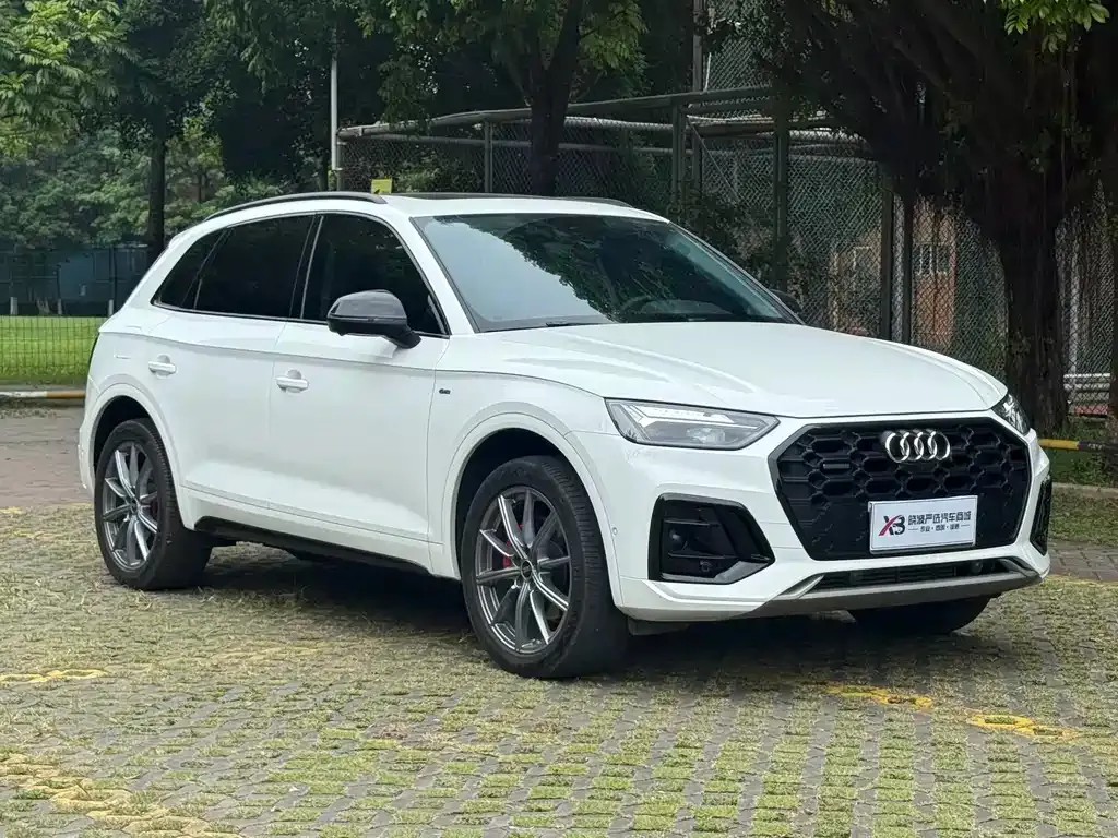 Audi Q5L — фото 4