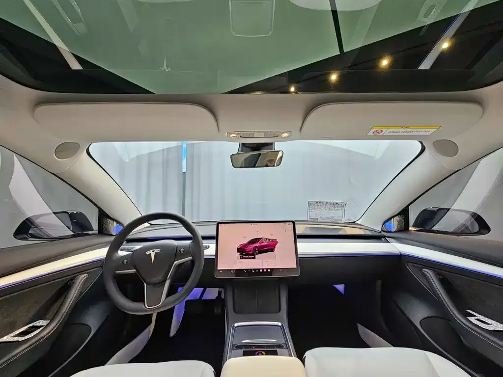 Tesla Model 3 — фото 6