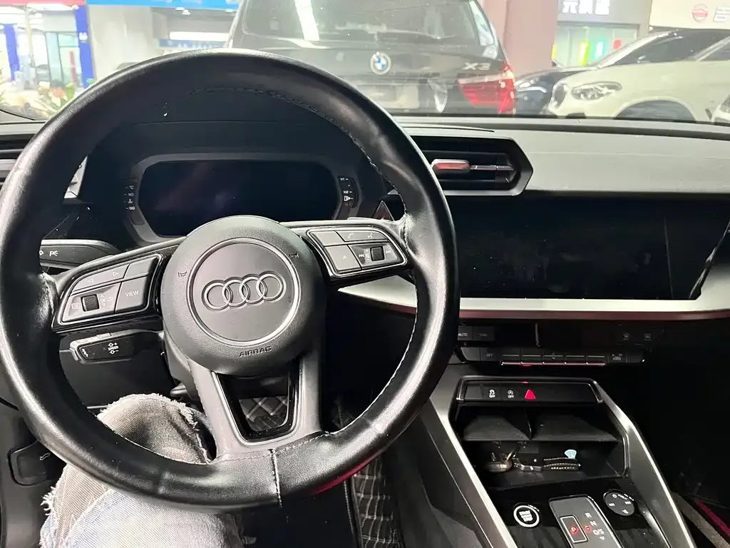Audi A3 — фото 2