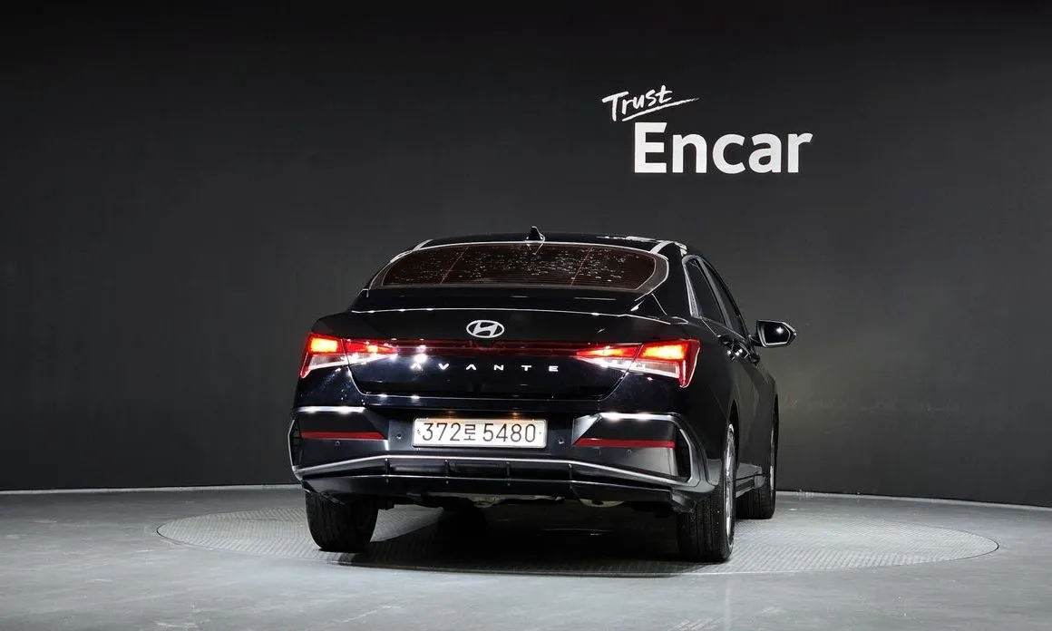 Hyundai AVANTE — фото 2