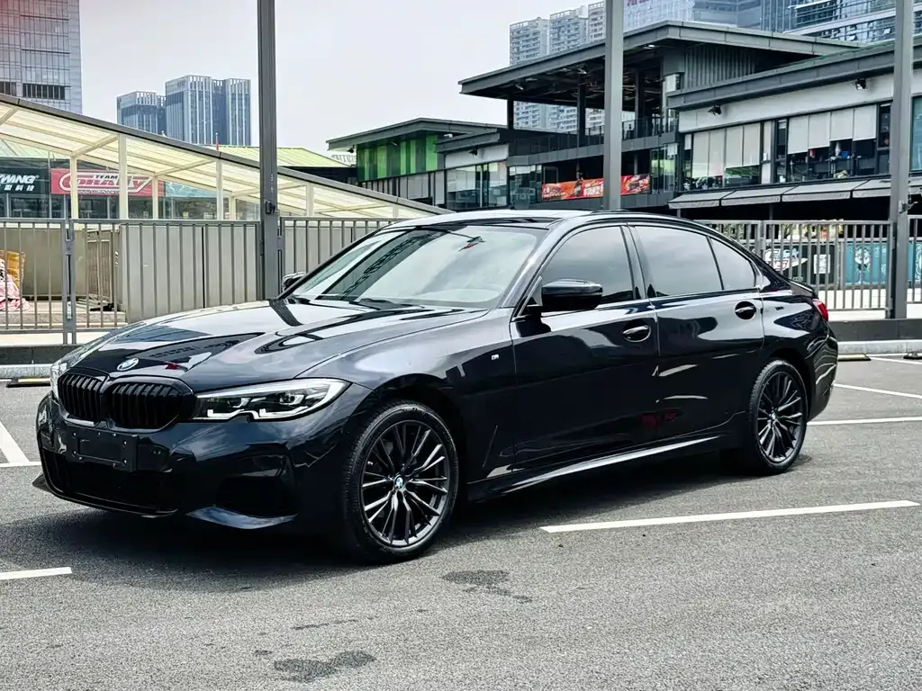 BMW 3 Series — фото 1