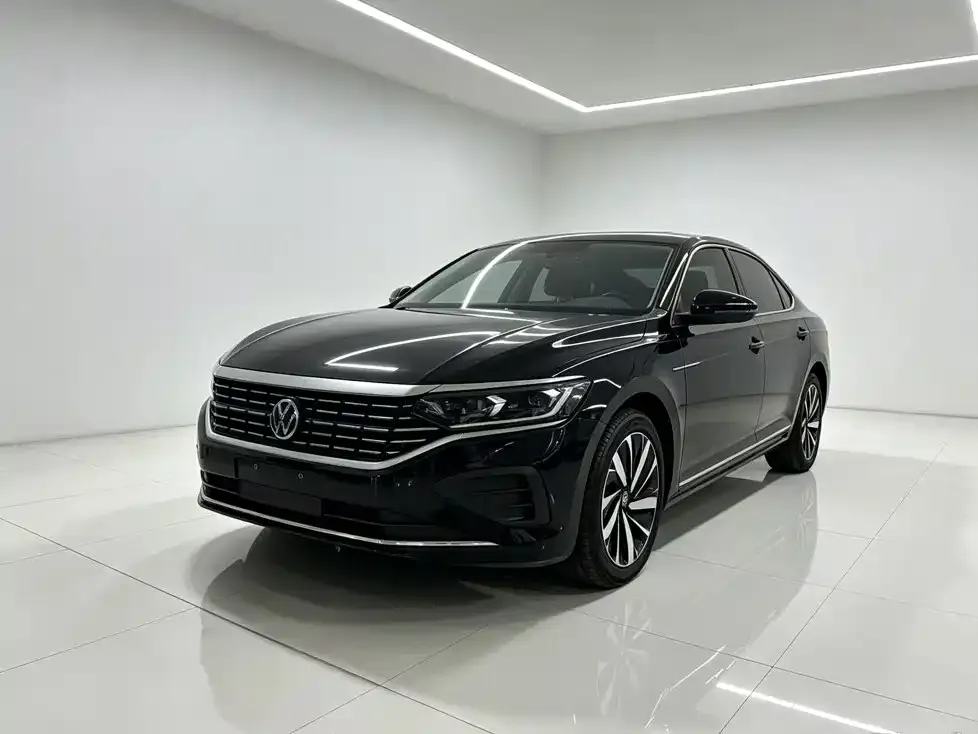 Volkswagen Passat — фото 9