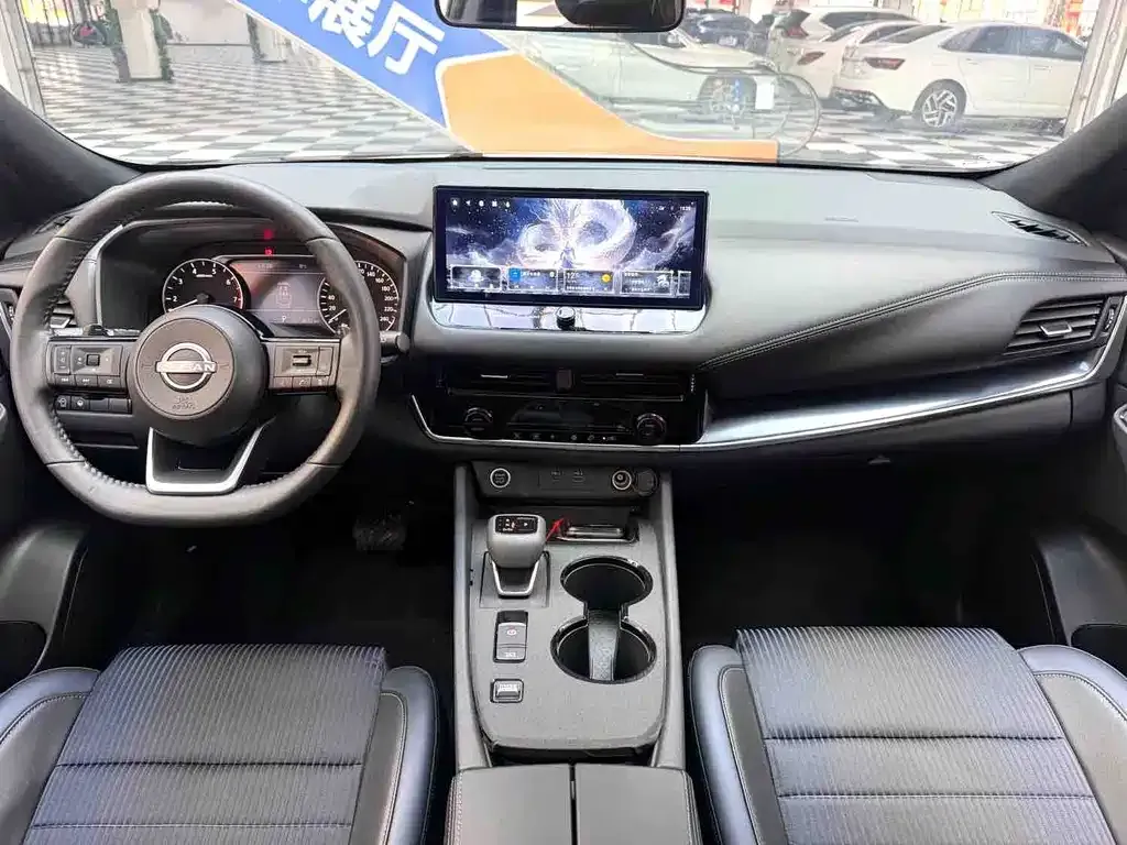 Nissan Qashqai — фото 4