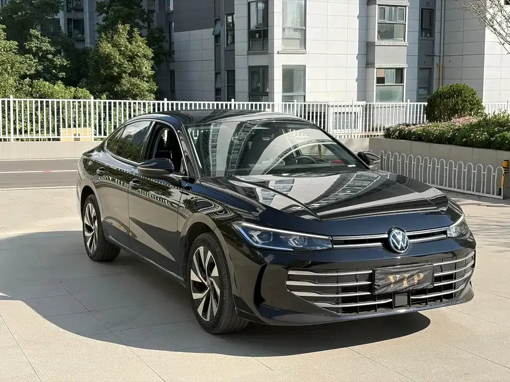 Volkswagen Passat — фото 8