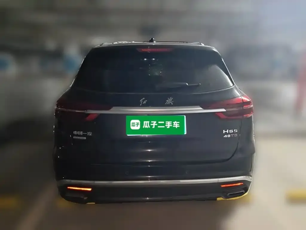 Hongqi HS5 — фото 6