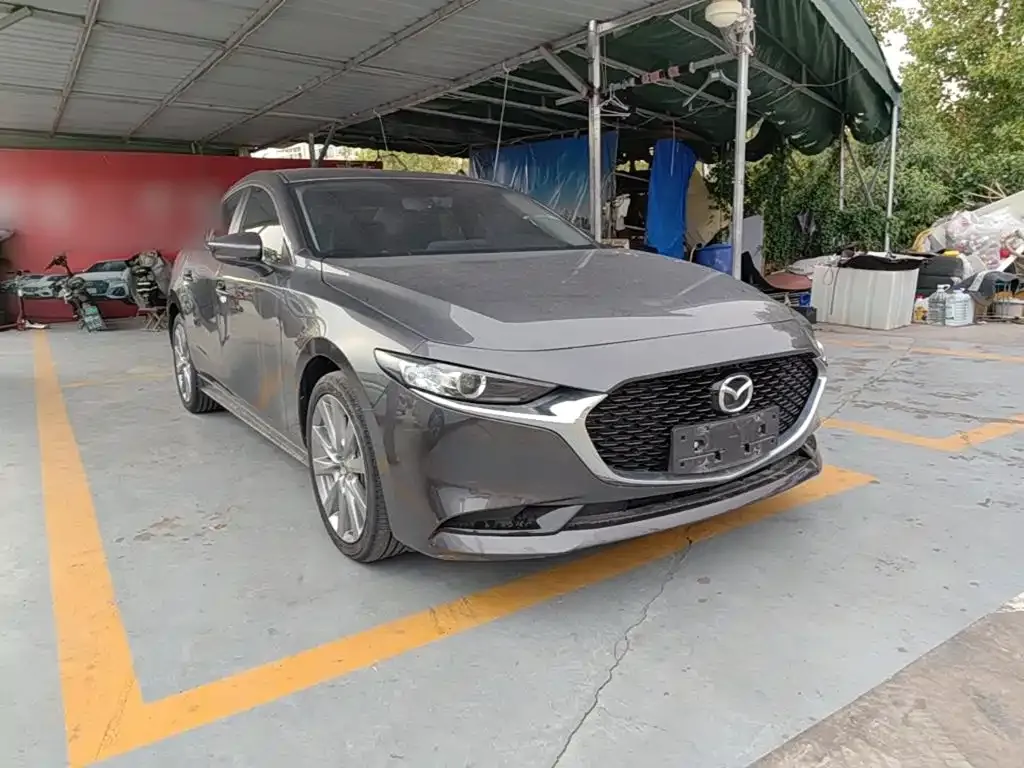 Mazda 3 Axela — фото 10