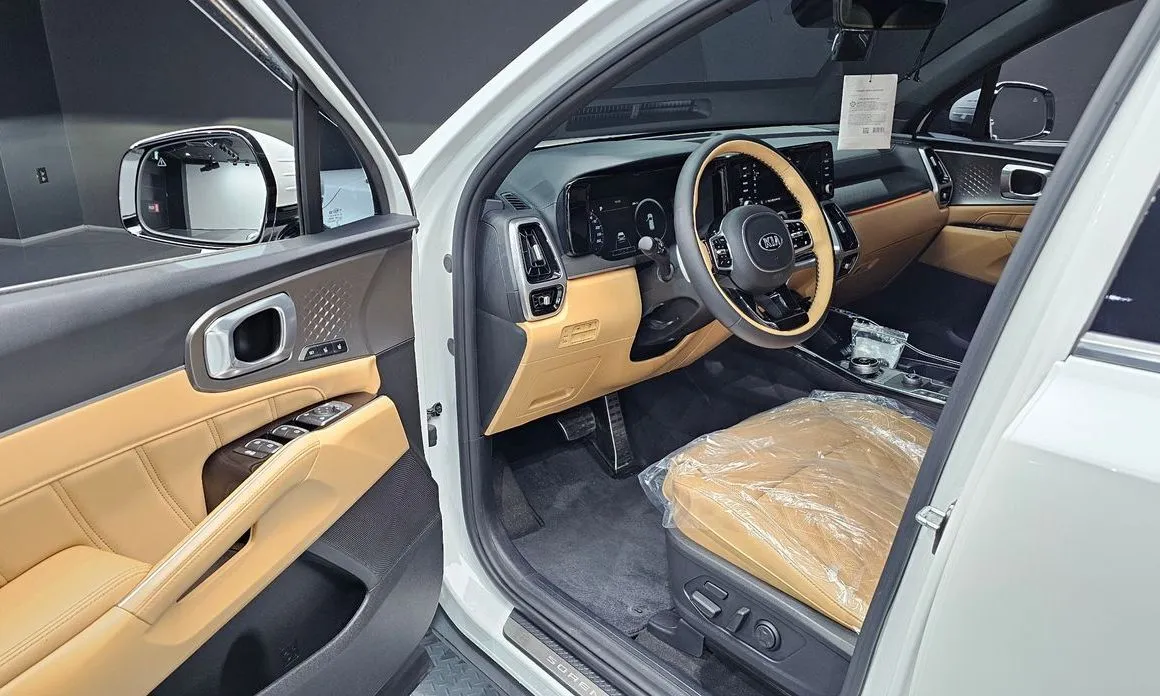 Kia Sorento — фото 7