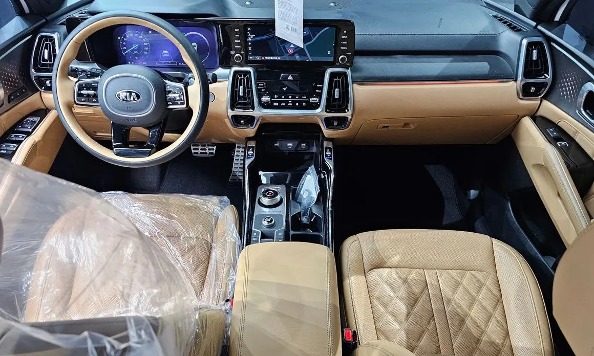 Kia Sorento — фото 10