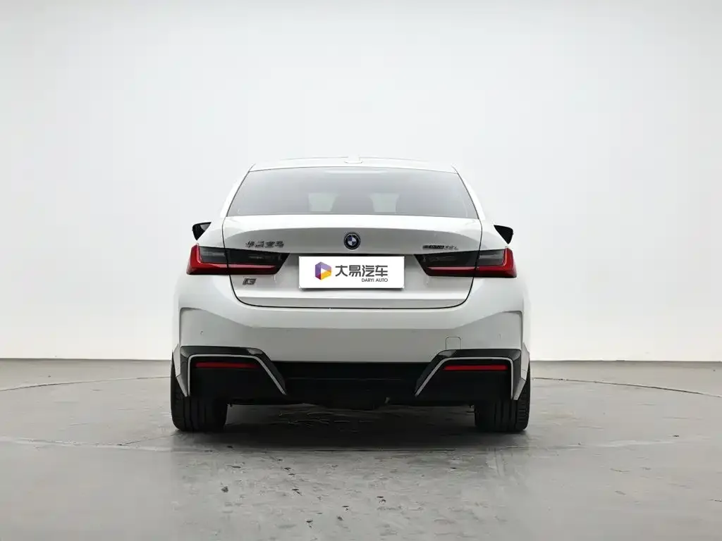 BMW i3 — фото 5