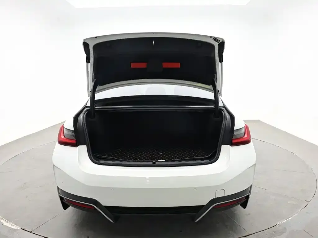 BMW i3 — фото 2