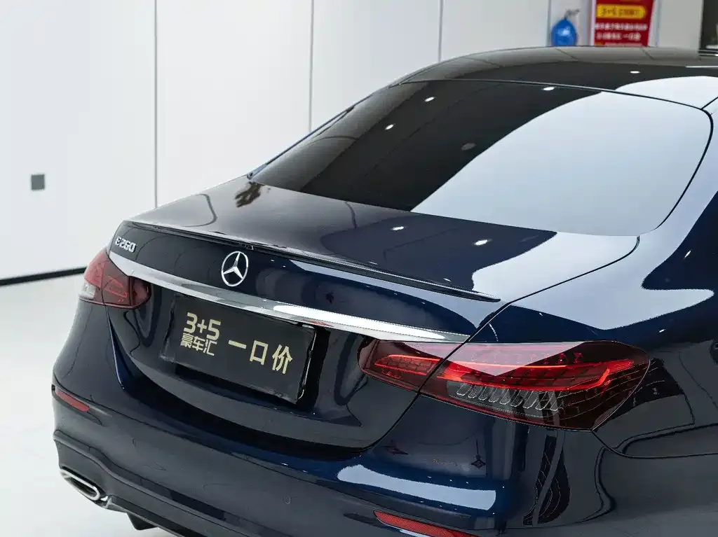 Mercedes-Benz E-Class (Import) — фото 3