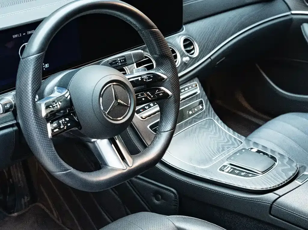 Mercedes-Benz E-Class (Import) — фото 6