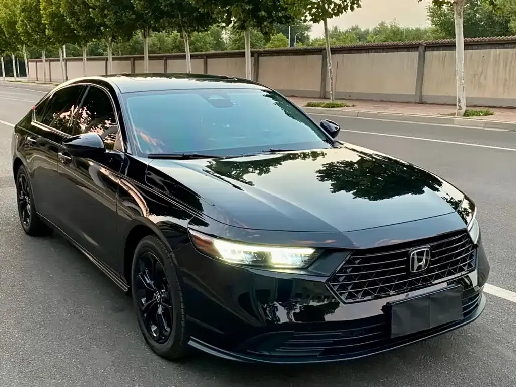 Honda Accord — фото 5