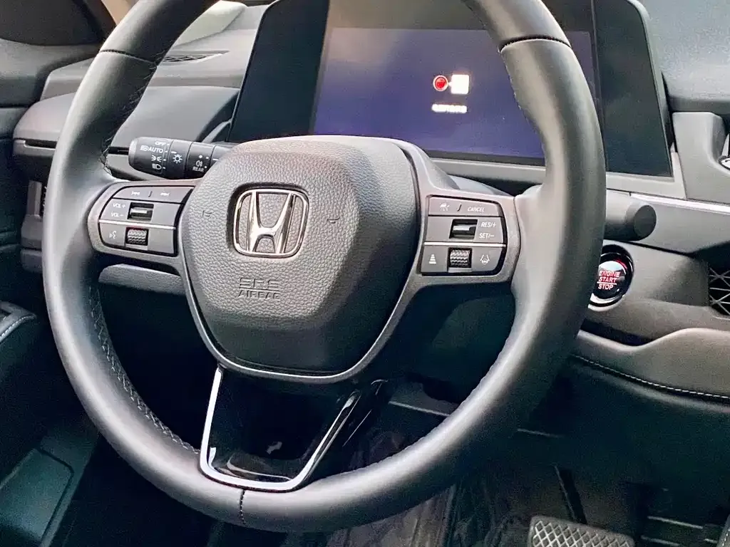 Honda Accord — фото 10