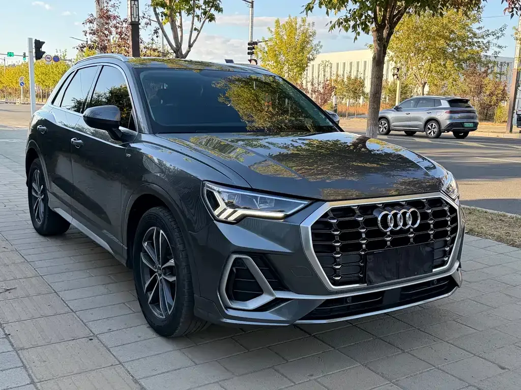 Audi Q3 — фото 7
