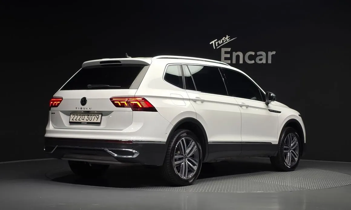Volkswagen Tiguan — фото 4