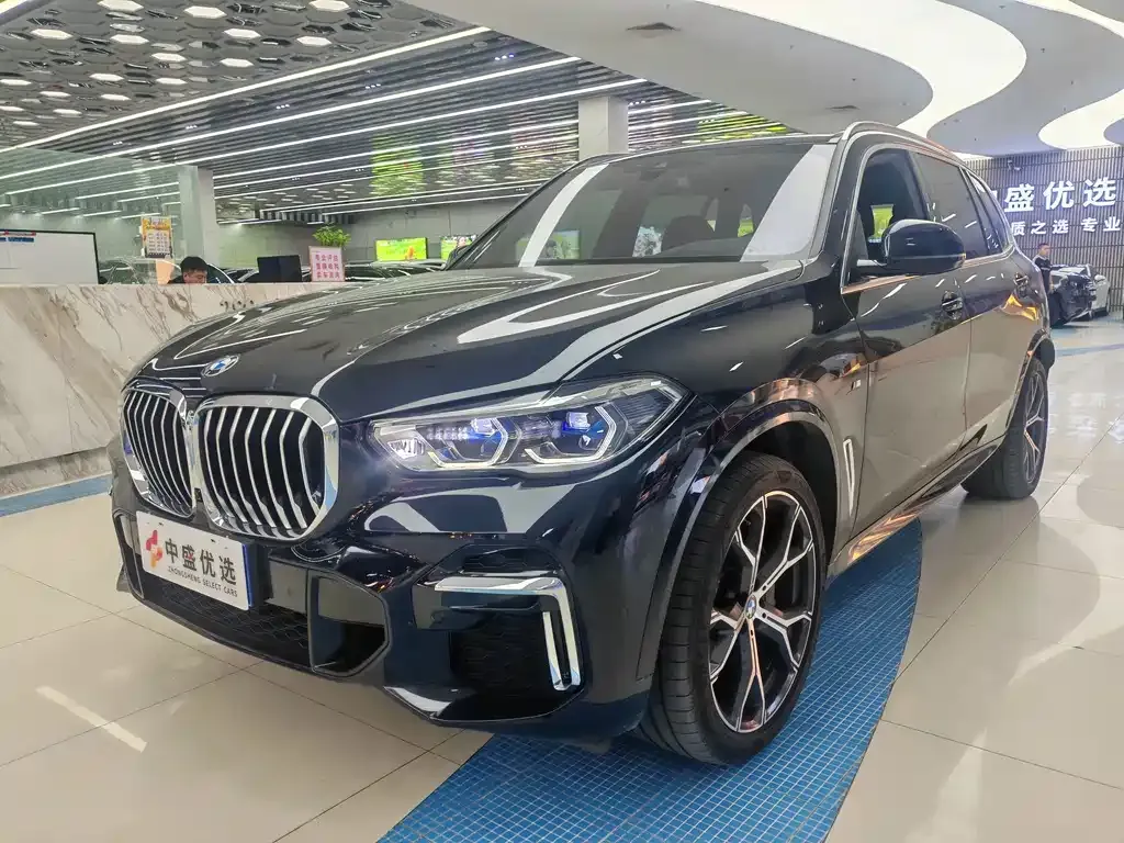 BMW X5 — фото 1